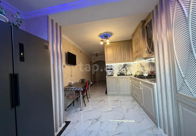 4 otaqlı mənzil , Bakı
