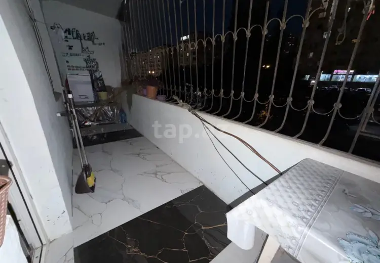 4 otaqlı mənzil , Bakı