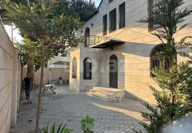 4 otaqlı mənzil , Xırdalan