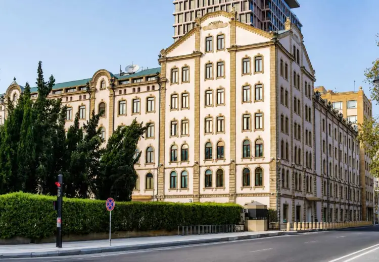 3 otaqlı mənzil Satılır, Sahil qəs., Səbail, Bakı