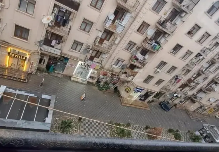 3 otaqlı mənzil , Xırdalan