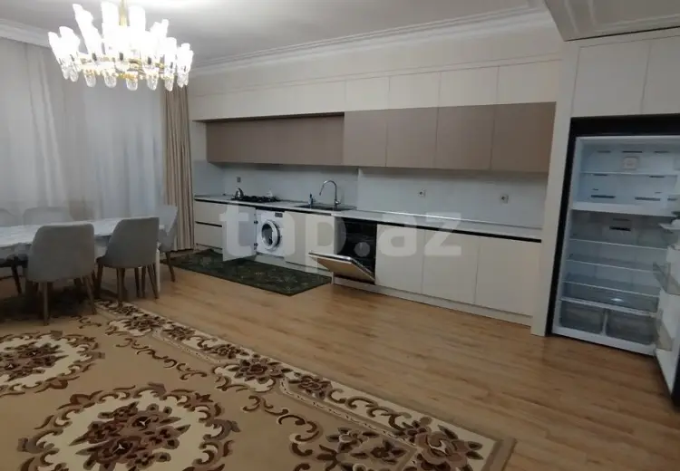 4 otaqlı mənzil Kirayə (aylıq), Bakı
