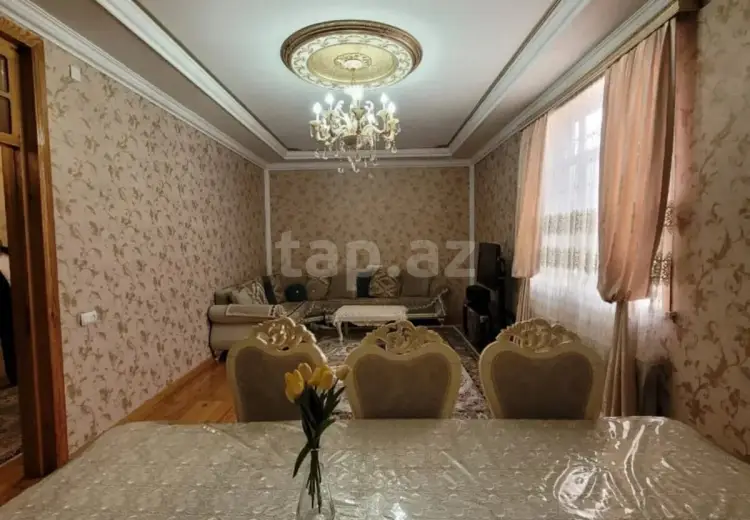 8 otaqlı mənzil , Gəncə