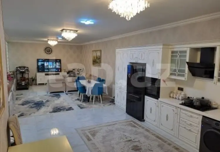5 otaqlı mənzil , Xırdalan