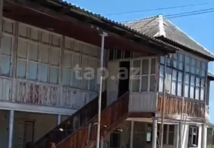 7 otaqlı mənzil , Ucar