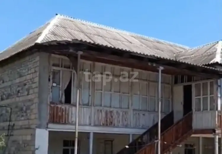 7 otaqlı mənzil , Ucar