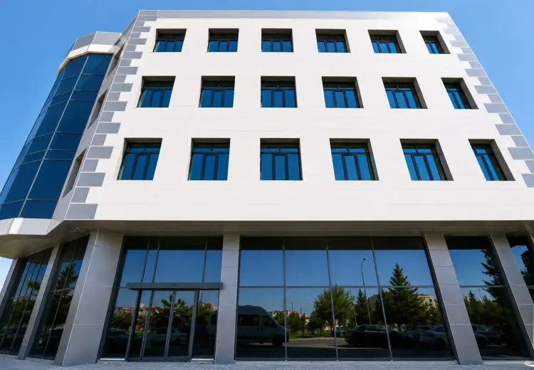 4000 m² Obyekt / Ofis Satılır, Xətai, Bakı