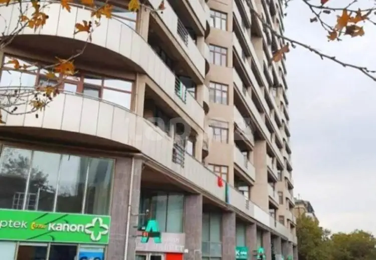 3 otaqlı mənzil , Bakı
