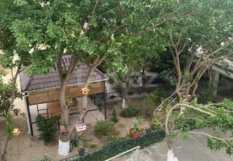 6 otaqlı mənzil , Bakı