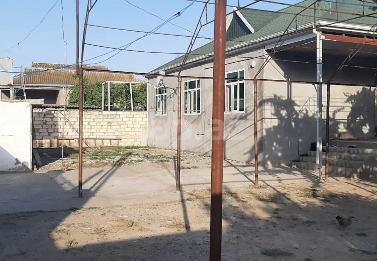 4 otaqlı mənzil , Beyləqan