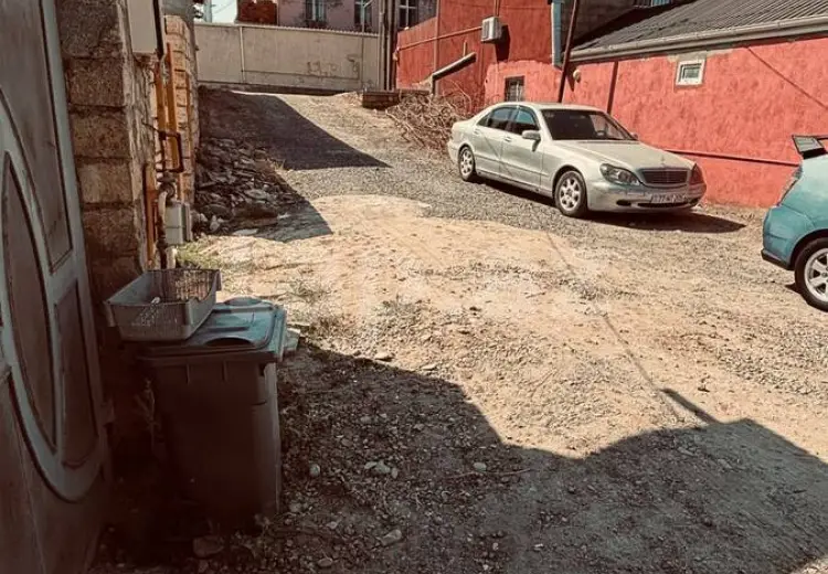 4 otaqlı mənzil , Bakı