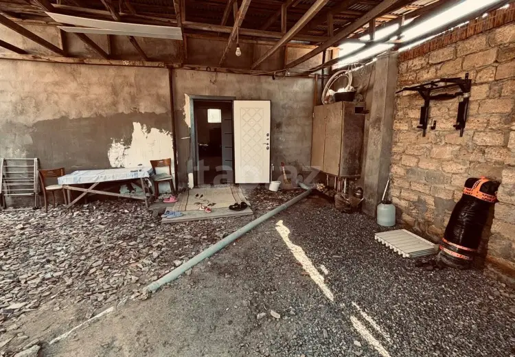 4 otaqlı mənzil , Bakı