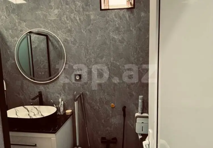4 otaqlı mənzil , Bakı