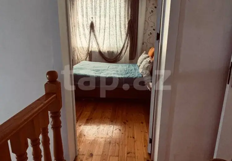 4 otaqlı mənzil , Bakı