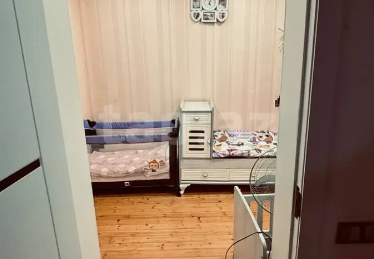 4 otaqlı mənzil , Bakı