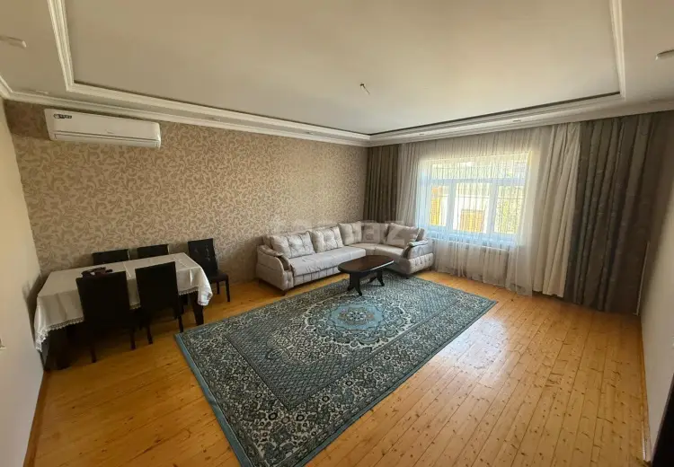 7 otaqlı mənzil , Bakı