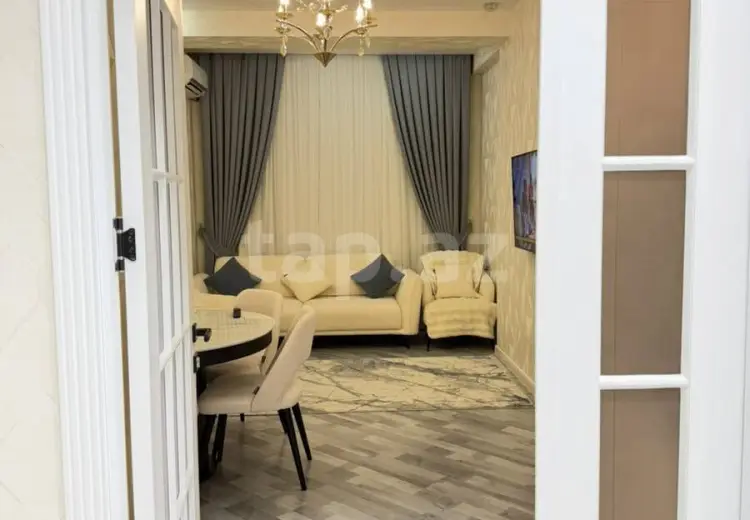 3 otaqlı mənzil , Bakı