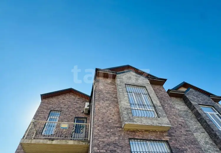 5 otaqlı mənzil , Bakı