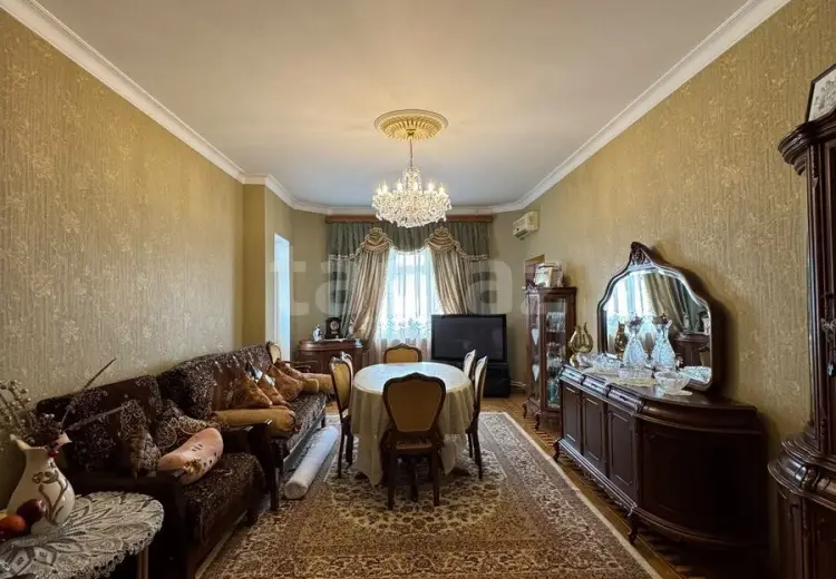 3 otaqlı mənzil , Bakı