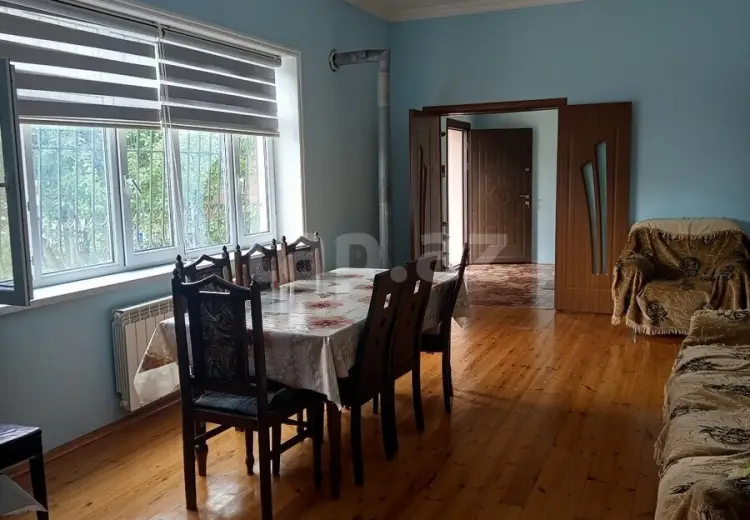 4 otaqlı mənzil , Quba