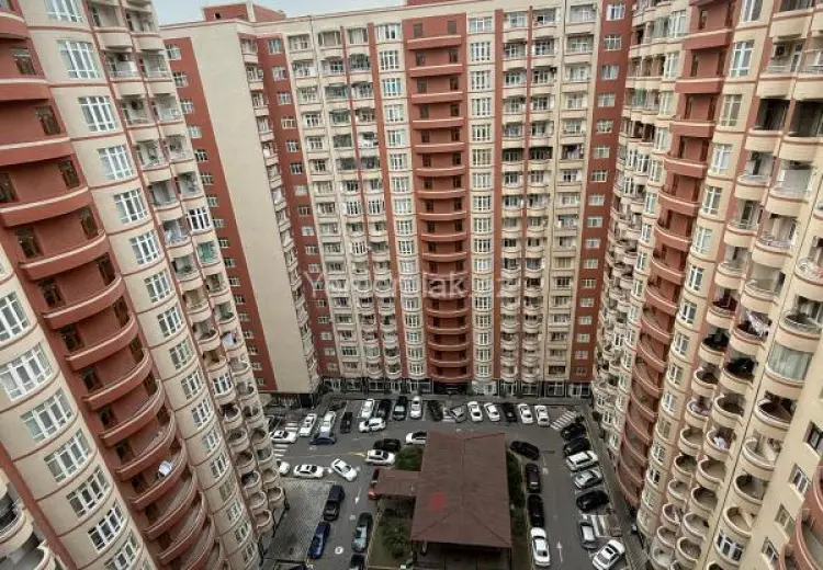 3 otaqlı mənzil Satılır, Badamdar qəs., Səbail, Bakı