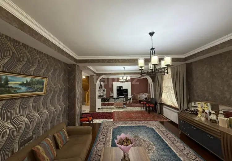 5 otaqlı mənzil , Şamaxı