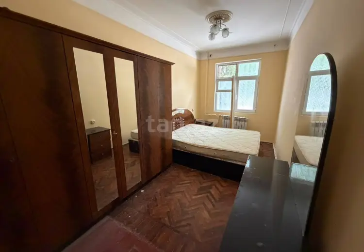 3 otaqlı mənzil , Bakı