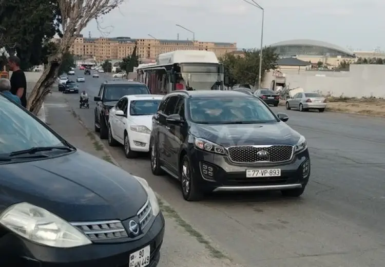 130 m² Obyekt / Ofis Satılır, Bayıl qəs., Səbail, Bakı