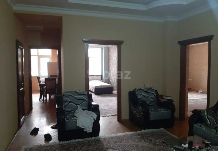 4 otaqlı mənzil , Bakı