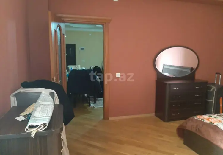 4 otaqlı mənzil , Bakı