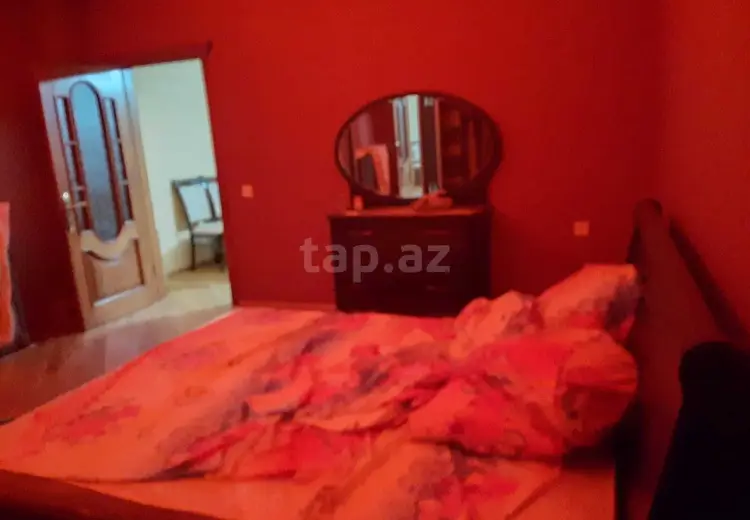 4 otaqlı mənzil , Bakı