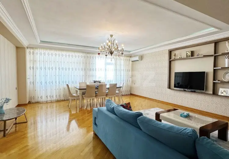 4 otaqlı mənzil , Bakı