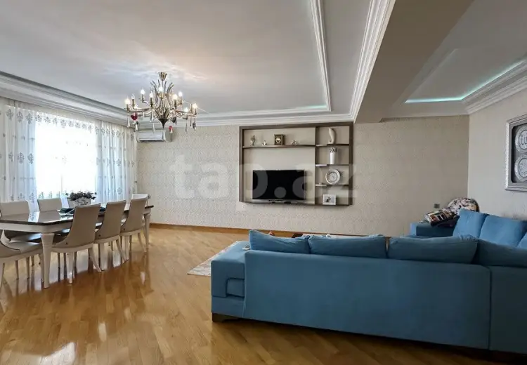 4 otaqlı mənzil , Bakı