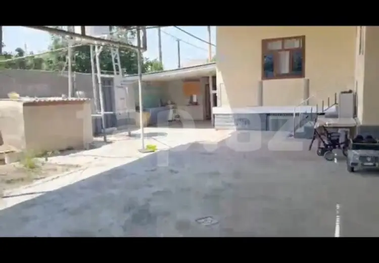 4 otaqlı mənzil , Salyan