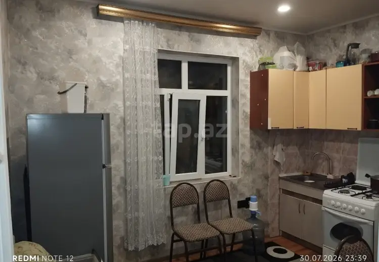 3 otaqlı mənzil , Bakı