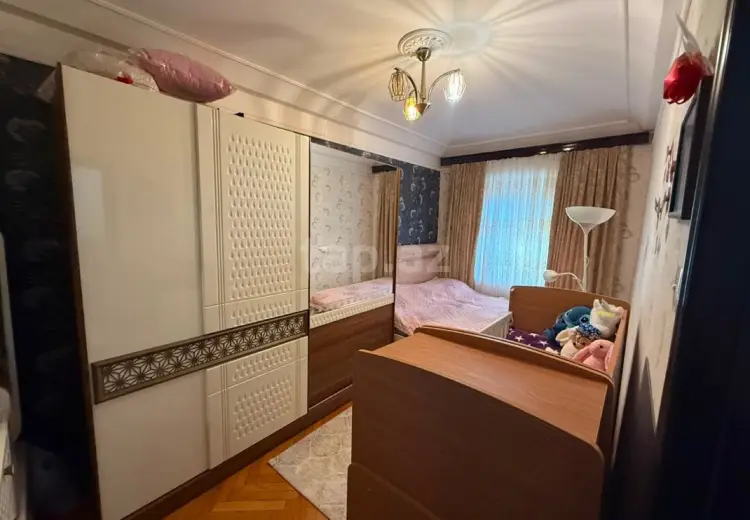 4 otaqlı mənzil , Bakı