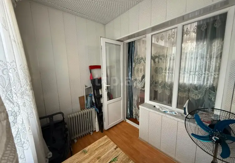 4 otaqlı mənzil , Bakı