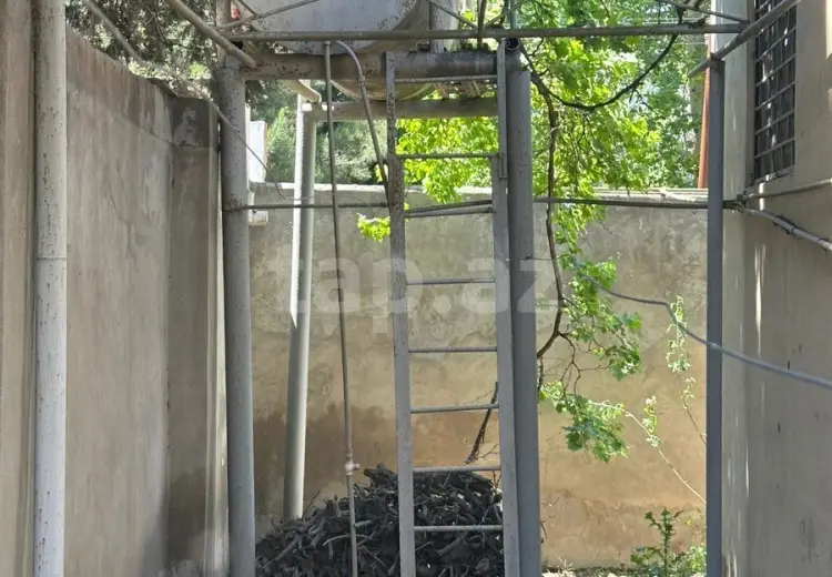 4 otaqlı mənzil , Bakı