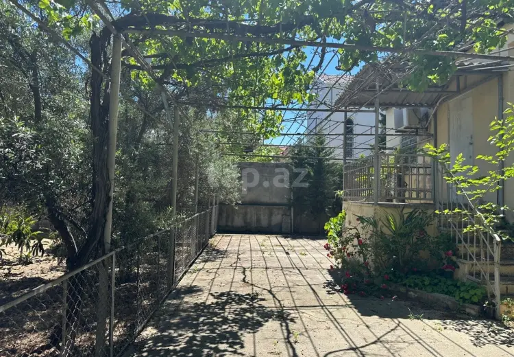4 otaqlı mənzil , Bakı