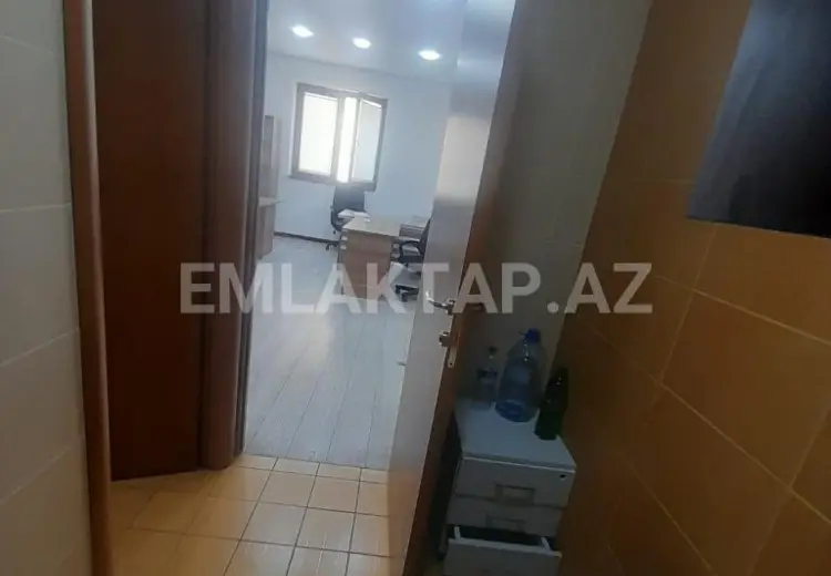 30 m² Obyekt / Ofis Kirayə (aylıq), Nərimanov, Bakı