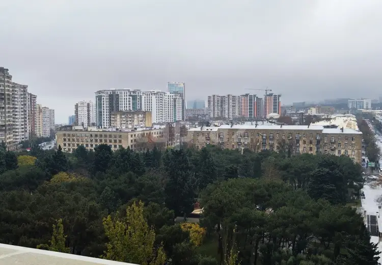 3 otaqlı mənzil , Bakı