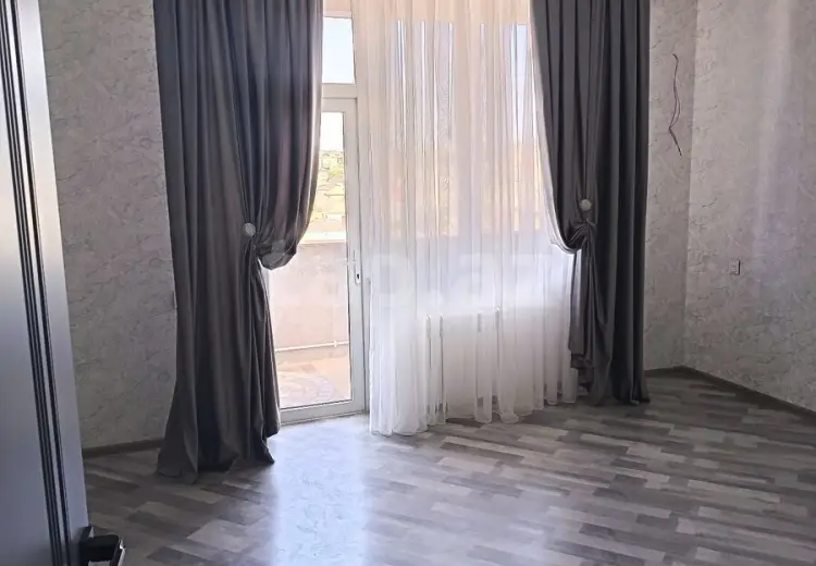3 otaqlı mənzil , Bakı