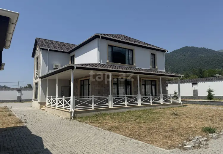 5 otaqlı mənzil , Qəbələ