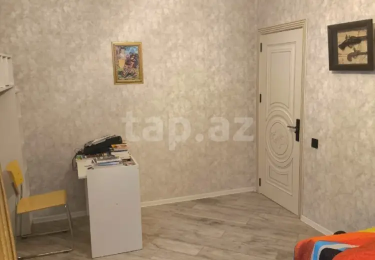 4 otaqlı mənzil , Bakı