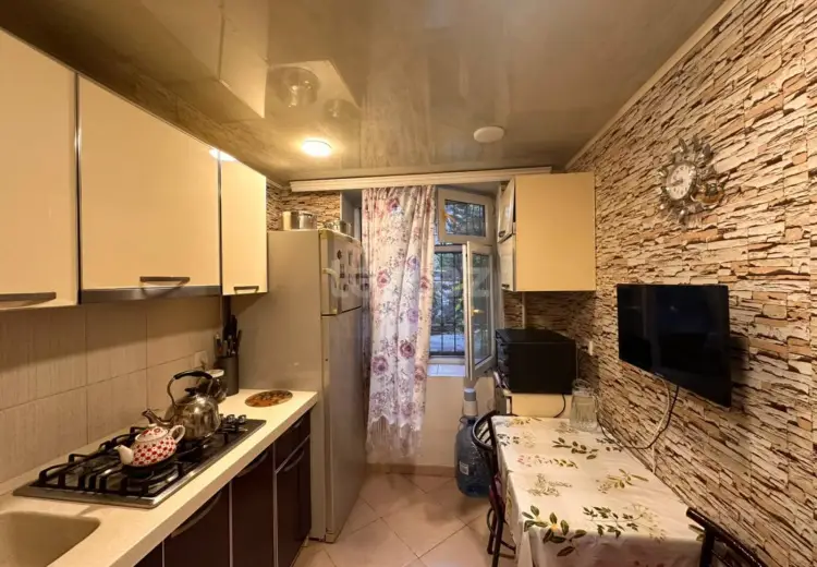 2 otaqlı mənzil , Bakı