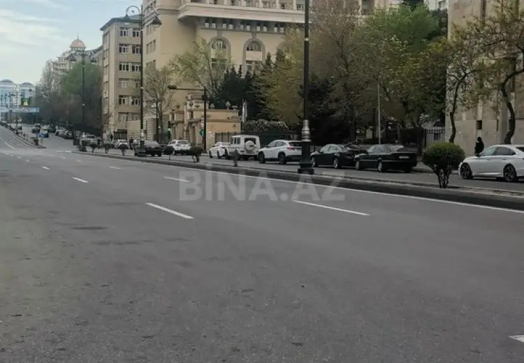 100 m² Obyekt / Ofis Satılır, Nəsimi, Bakı