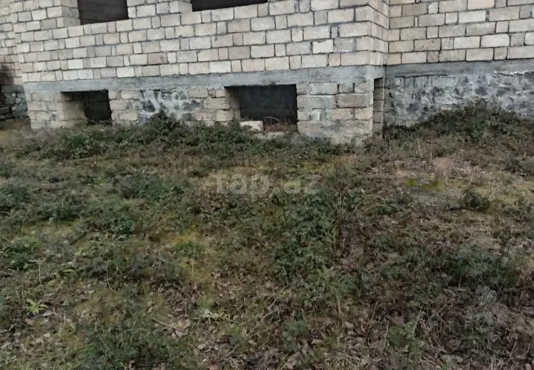 5 otaqlı mənzil , Şəki