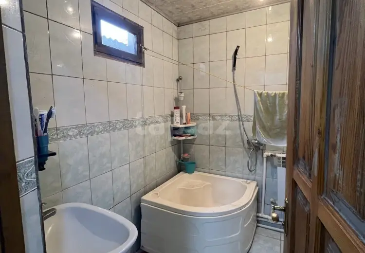3 otaqlı mənzil , Bayıl qəs., Səbail, Bakı