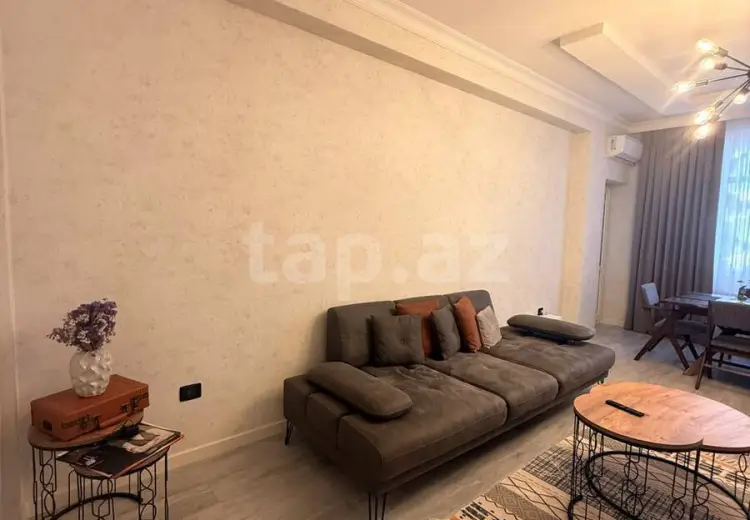 3 otaqlı mənzil , Bakı
