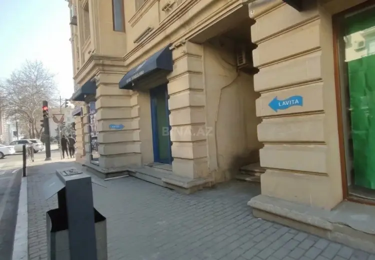 80 m² Obyekt / Ofis Satılır, Nizami, Bakı
